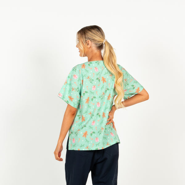 Mistletoe Christmas Scrub Top | Green