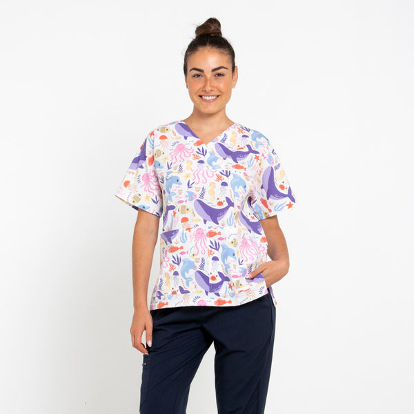 Oceanic Scrub Top | White