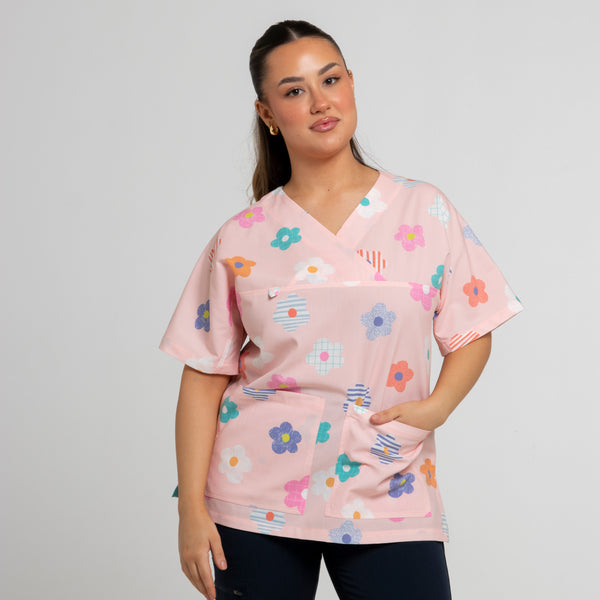 Retro Daisy Scrub Top | Pink