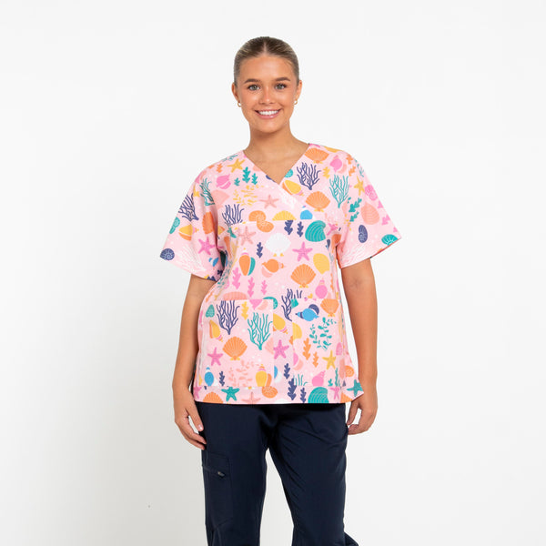 Seashells Scrub Top | Pink